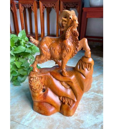 Tượng Dê Phong Thủy Bằng Gỗ Hương Ta Cao 46cm