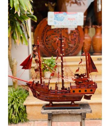 Thuyền Buồm Phong Thủy Gỗ Cẩm - Thuận Buồm Xuôi Gió