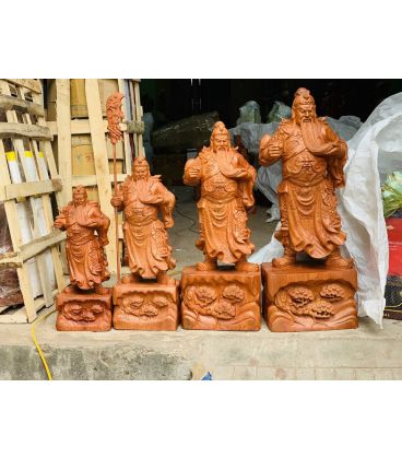 Tượng Gỗ Quan Công Chống Đao Vuốt Râu Đế Tùng