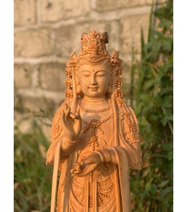 Tượng Phật Hạt Quan Âm - Gỗ Pơ Mu