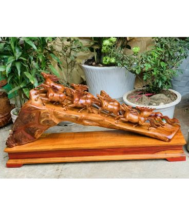 Tượng Ngựa Trang Trí Phong Thuỷ - Bát Mã Phi Thiên Gỗ Hương Ta Ngang 84cm
