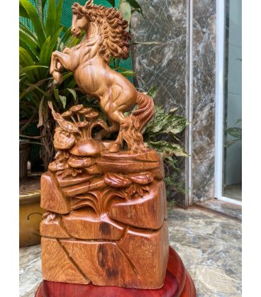 Tượng Nhất Mã Phi Thiên - Gỗ Hương Ta Gia Lai Liền Khối