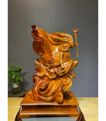 Tượng Đạt Ma Bay Gỗ Hương Cao 51cm